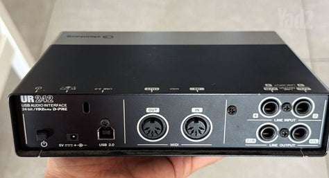 Steinberg UR242 – כרטיס קול