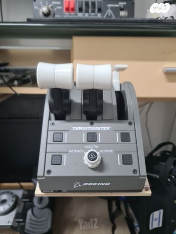 מצערת Thrustmaster TCA Boeing