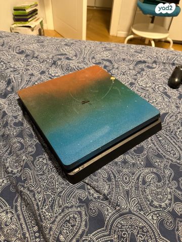 Sony 4 slim