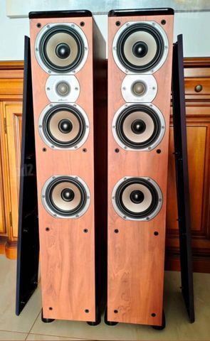 POLK AUDIO TSi400