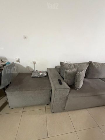ספה 3 מטר+ הדום