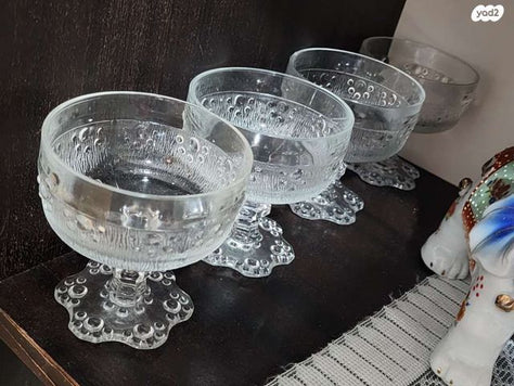 קערות קינוח מזכוכית וינטג'