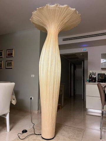MORNING GLORY FLOOR LAMP