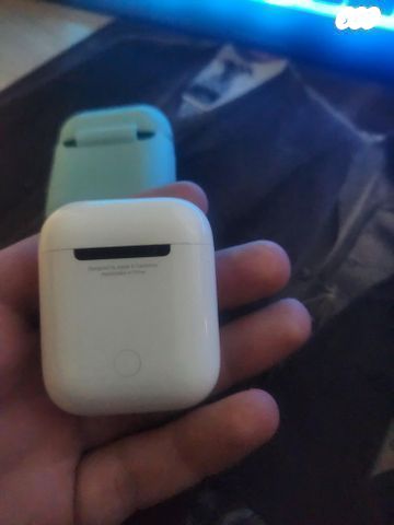 AirPods 2