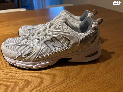 נעליים new balance