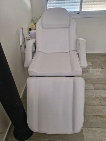 מיטת טיפולים