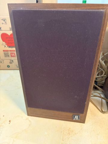 2 רמקולים s 18 AR