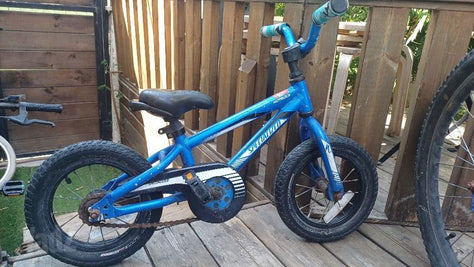 אופני ילדים specialized