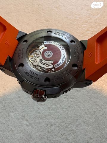 שעון יד Oris Aquis Date