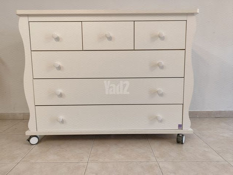 שידת החתלה