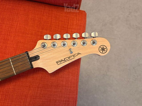 yamaha pacifica 112J חדשה