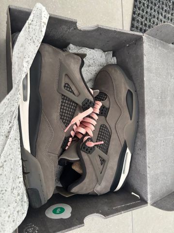 Jordan 4 cavestone