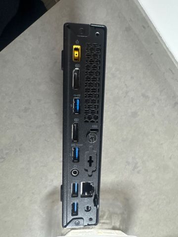 מחשב נייח ThinkCentre M700