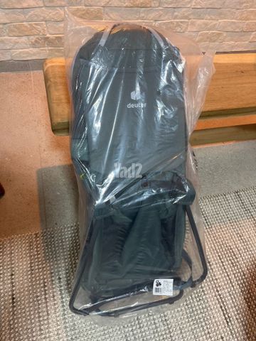 מנשאdeuter kids comfort active