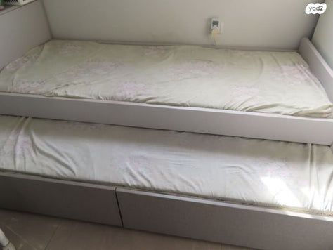 מיטת ילדים נפתחת