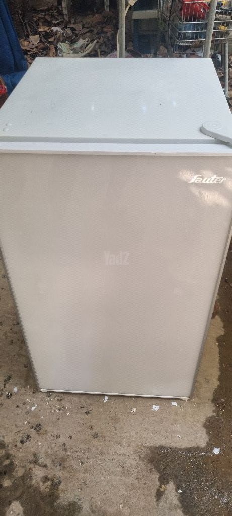 מקרר משרדי