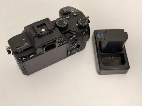 Sony a7iii חדשה