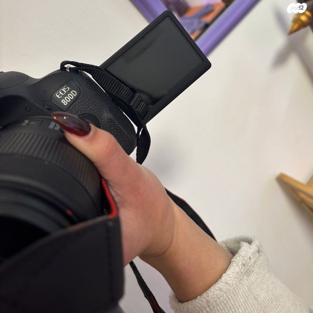 מצלמת canon 800D