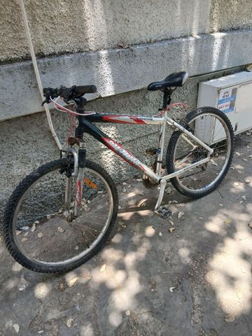 מרידה קלאהרי MERIDA