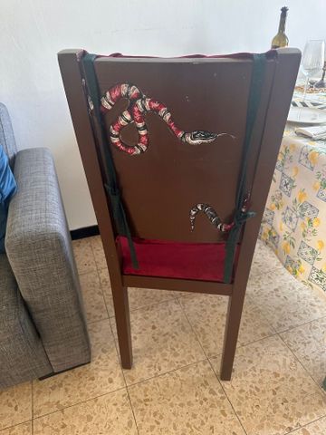 כיסאות