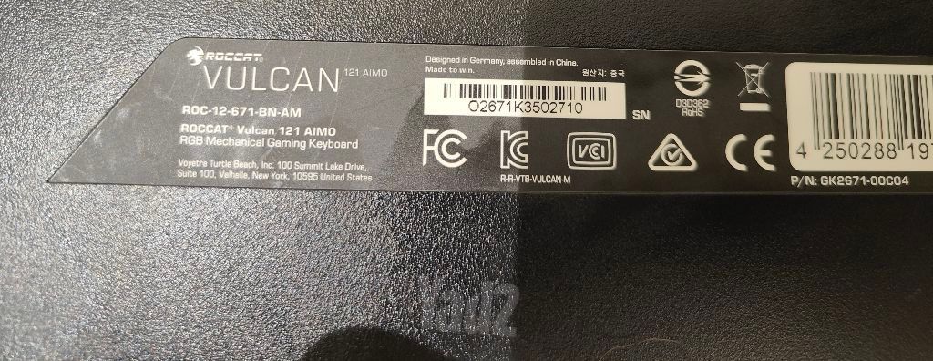 מקלדת ROCCAT Vulcan 121 AIMO