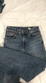 גינס של zara