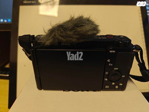 סוני Sony ZV-E10 + 16-50mm