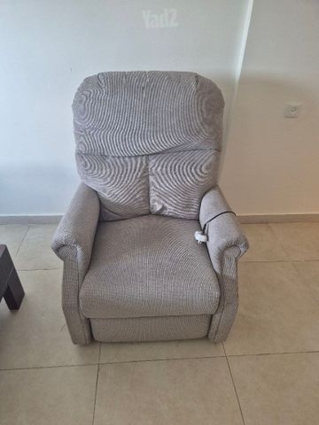 כורסה חשמלית