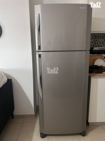 ספה ומקרר