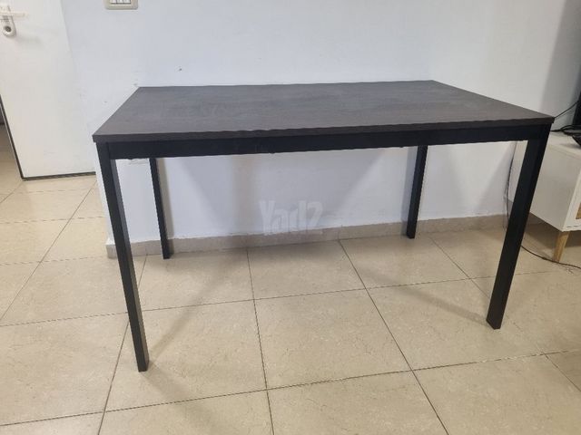 שולחן אוכל