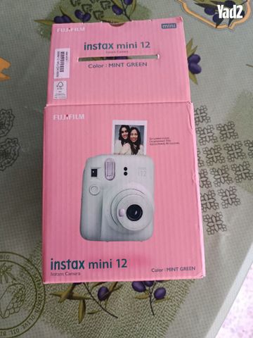 מצלמה Instax mini 12