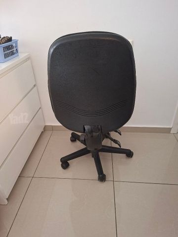 כיסא משרדי