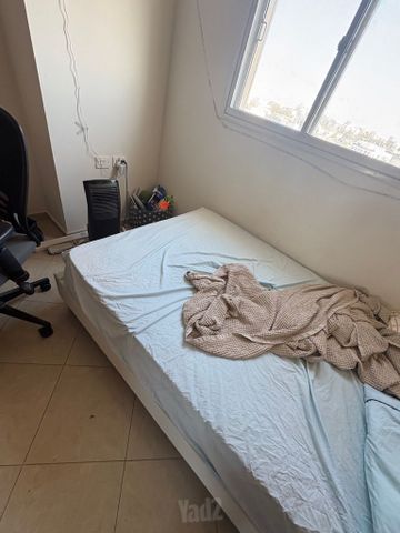 מיטת נוער