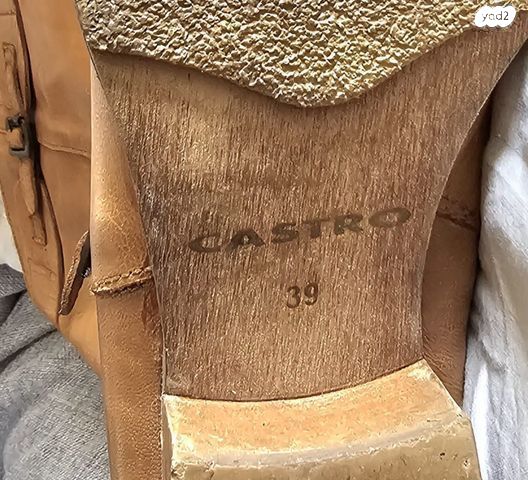 מגפיים לנשים עור CASTRO