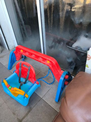 נדנדה לתינוק