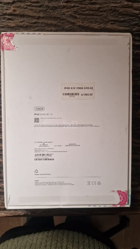 iPad  A 16