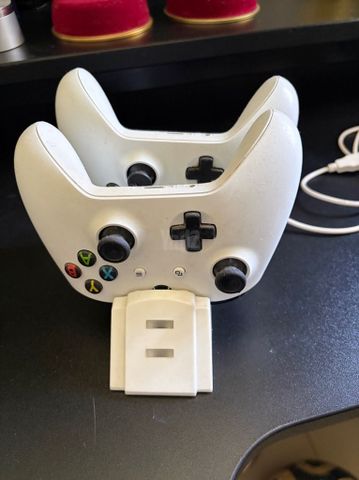 חבילה …X box One S 1TB 2