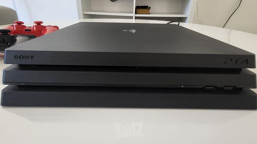 PlayStation 4 pro 2TB