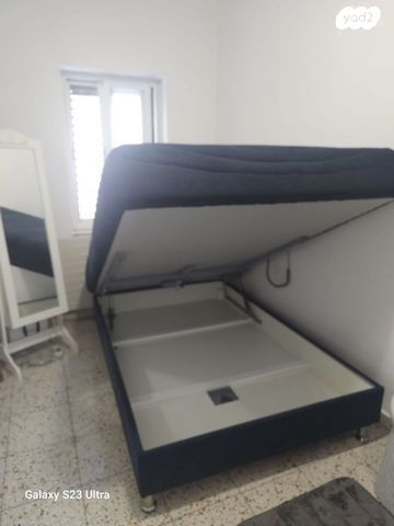 מיטה וחצי חדשה