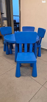 שולחן וכיסאות ילדים
