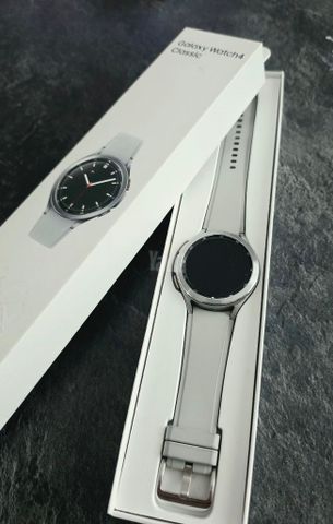 שעון Galaxy watch 4 classic