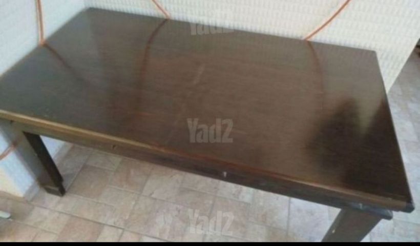 שולחן עץ מלא