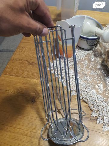 מתקן לקפסולות