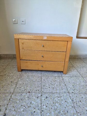 שידה קטנה 70×55