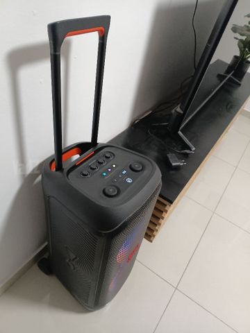 Jbl partibox 320