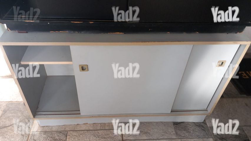 שידה/שלוחה/כוננית+מדפים