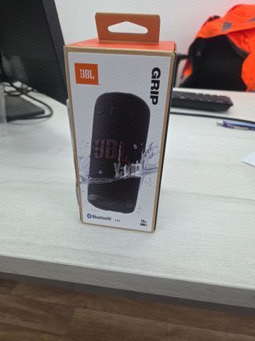 רמקול נייד מדגם JBL Grip