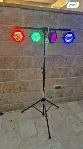 בר לדים סטנד + 4 פנסים מקצועים