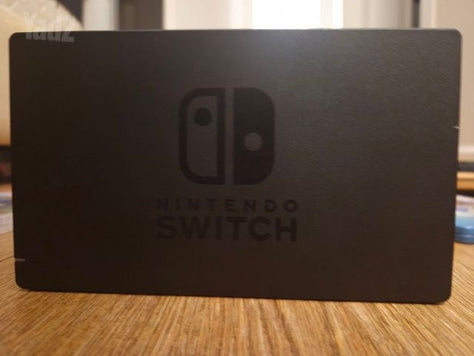 Nintendo Switch V2 + 3 משחקים
