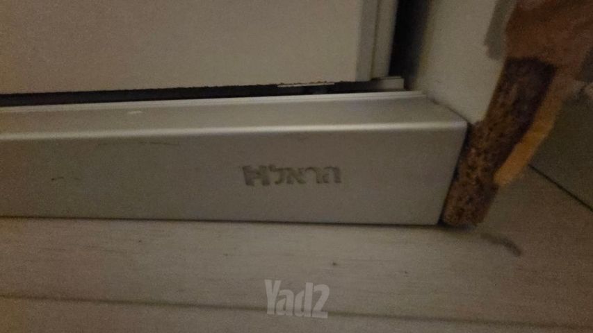 ארון בגדים